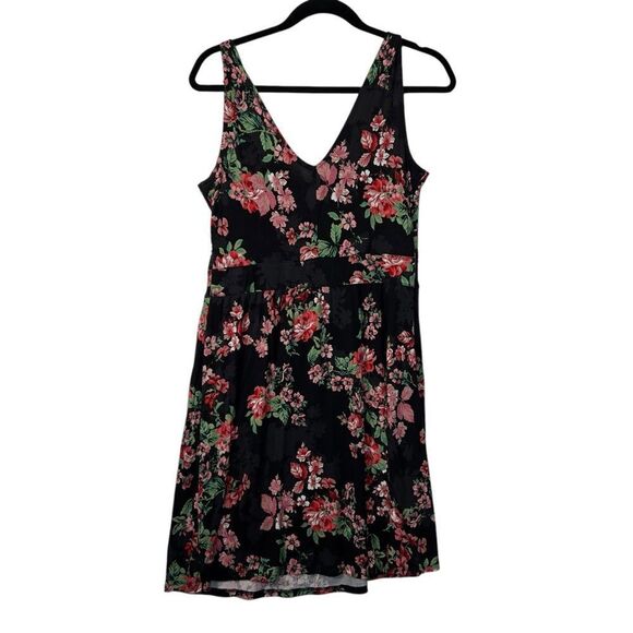 24/7 Floral Sleeveless Wrap Mini Dress medium - Picture 7 of 11